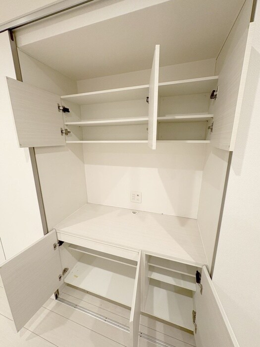 物件内観写真11　(収納)