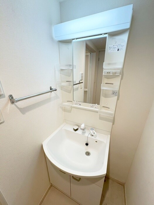 物件内観写真14　(洗面)