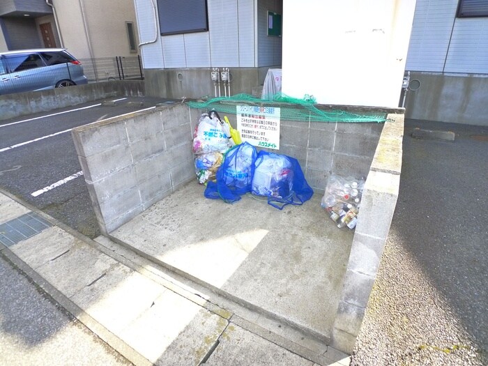 物件外観写真5　(建物設備)