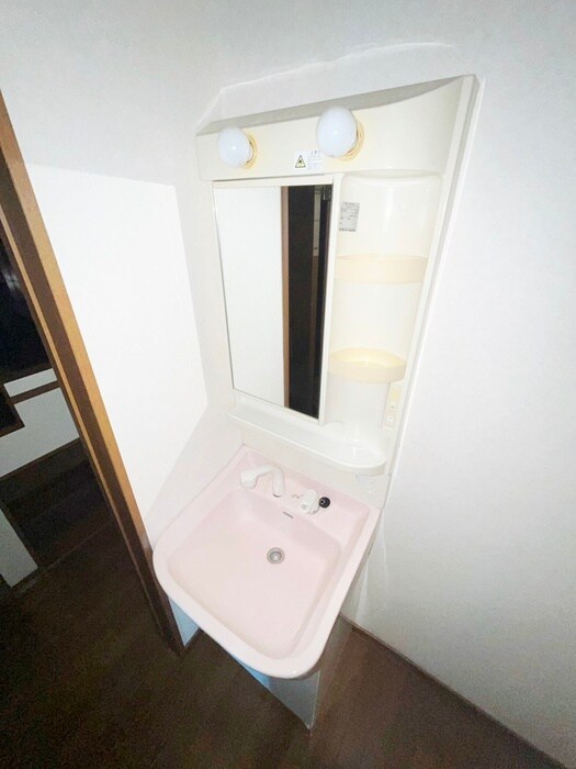 物件内観写真11　(洗面)