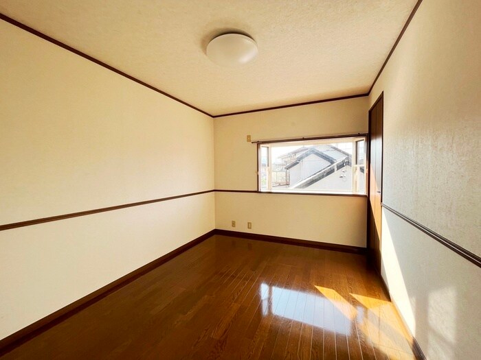 物件内観写真19　(居室)