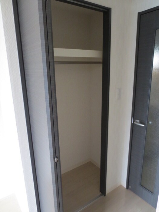 物件内観写真10　(収納)