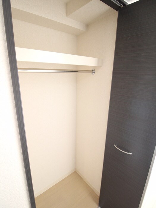 物件内観写真18　(収納)