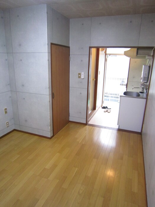 物件内観写真8　(内観写真)