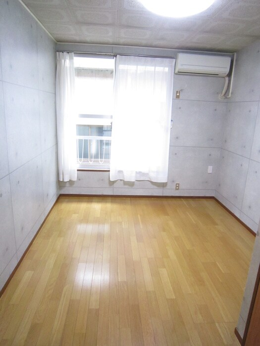 物件内観写真13　(居室)