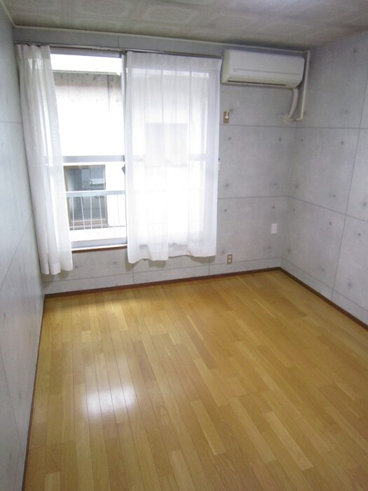 物件内観写真15　(居室)