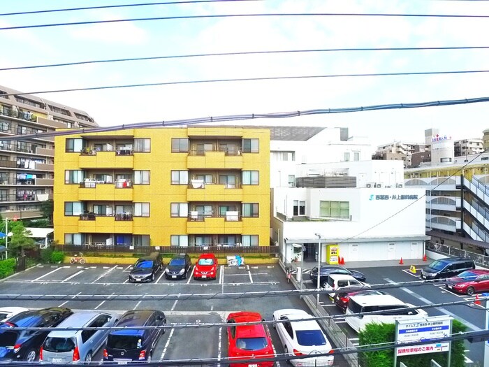 物件内観写真17　(室内からの展望)