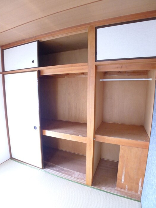 物件内観写真18　(収納)