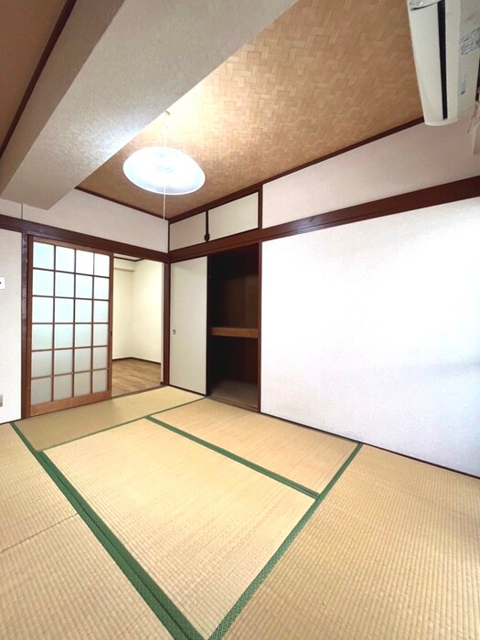 物件内観写真5　(居室)