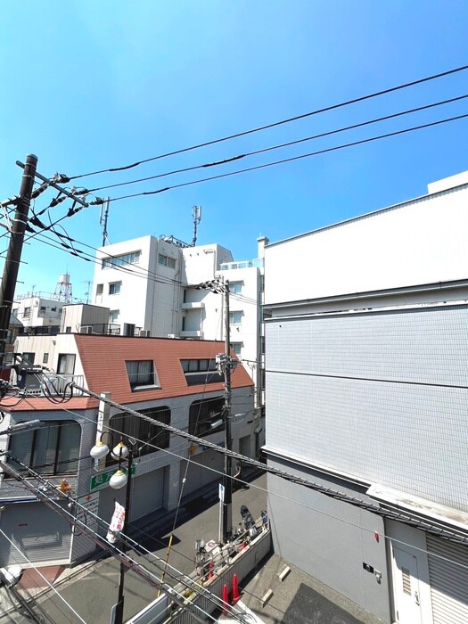 物件内観写真14　(室内からの展望)