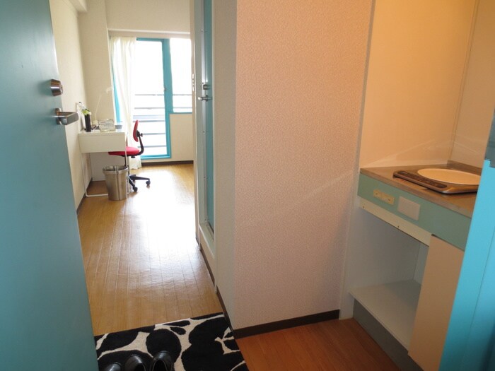 物件内観写真7　(玄関)