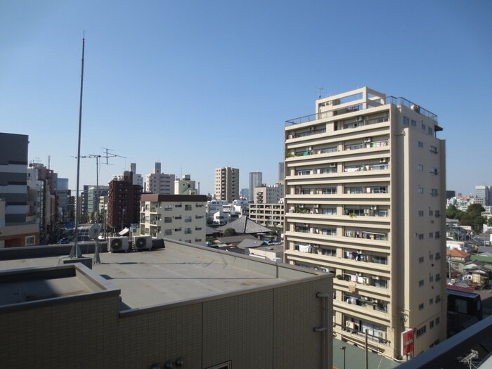 物件内観写真15　(室内からの展望)