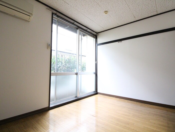 物件内観写真18　(居室)