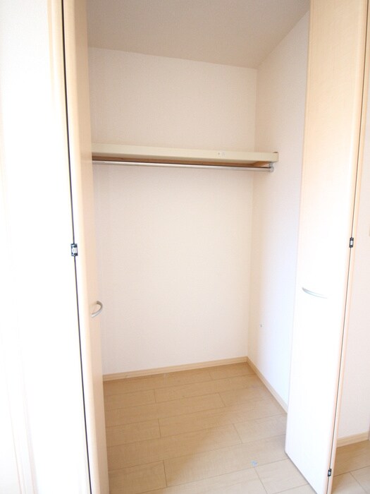 物件内観写真13　(収納)
