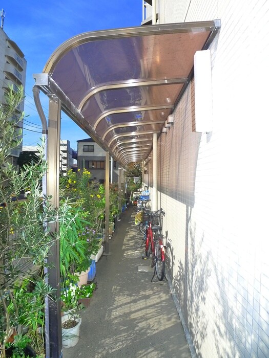 物件外観写真5　(駐輪場)