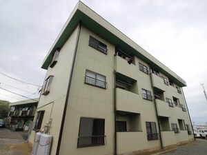 振栄第３ハイツ外観写真