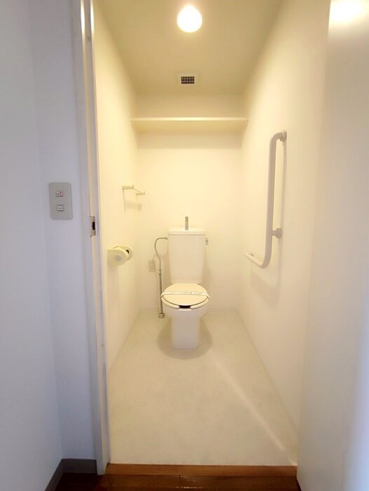 物件内観写真10　(トイレ)