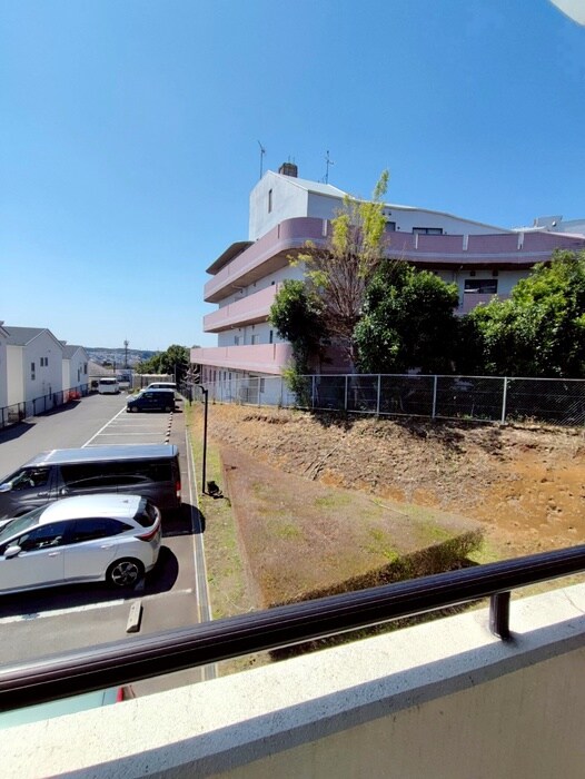 物件内観写真15　(室内からの展望)