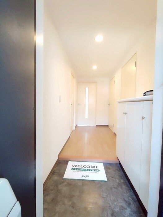 物件内観写真21　(廊下)