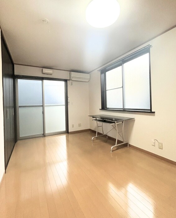 物件内観写真12　(居室)