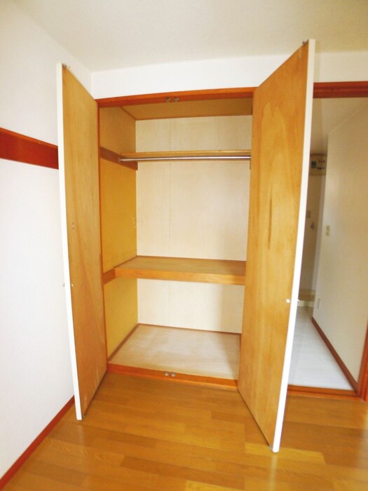 物件内観写真5　(収納)