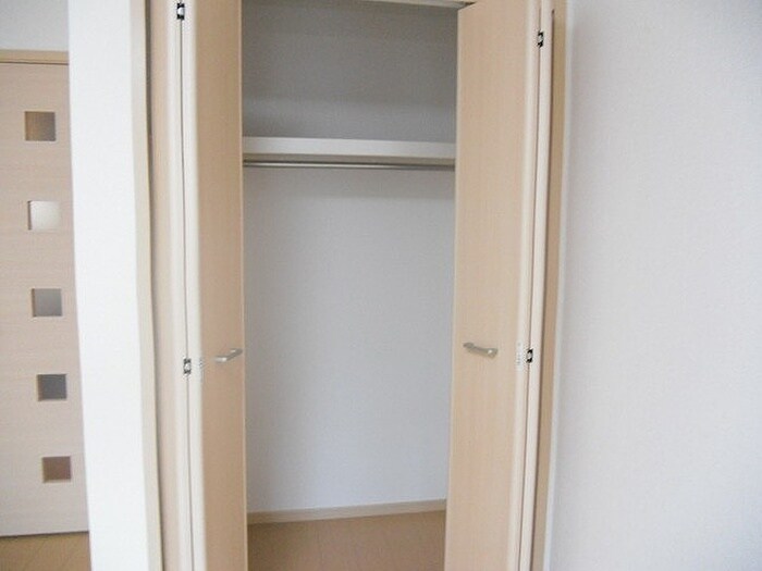 物件内観写真7　(収納)