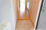 物件内観写真12　(玄関)