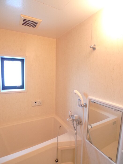 物件内観写真12　(バス／シャワールーム等)