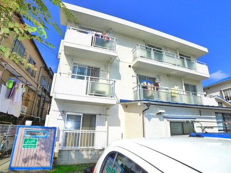 プラムハイツ外観写真