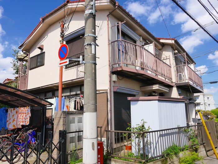 物件外観写真3　(エントランス部分)