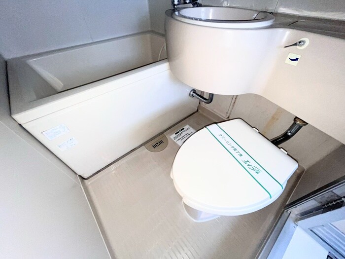 物件内観写真13　(トイレ)