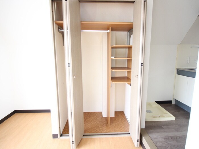 物件内観写真16　(収納)