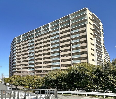 ﾌﾟﾗｳﾄﾞｼﾃｨ金町ｱﾍﾞﾆｭｰ(1202)外観写真