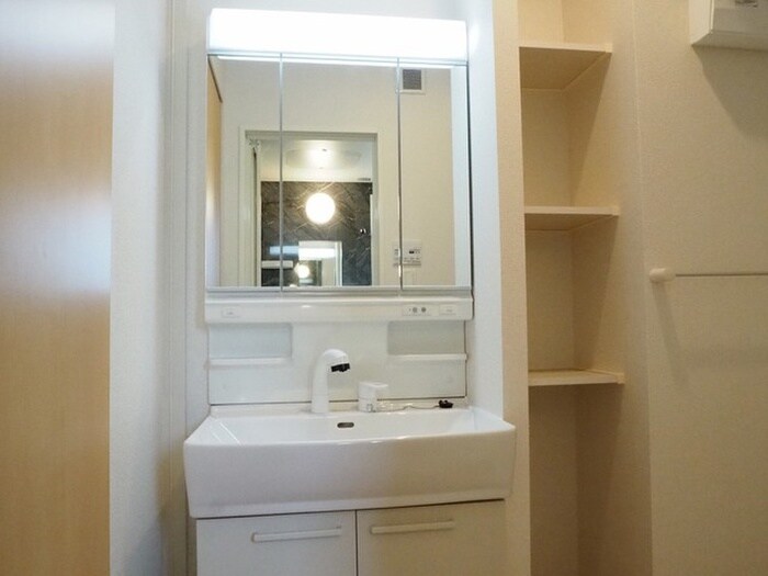 物件内観写真13　(洗面)