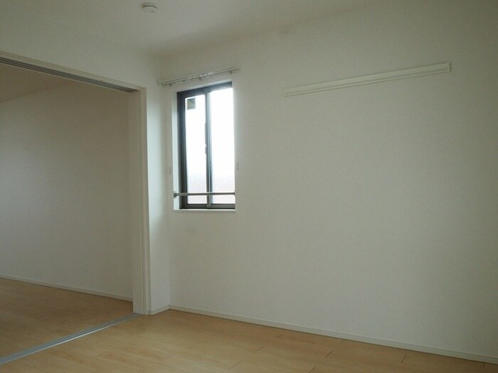 物件内観写真19　(居室)