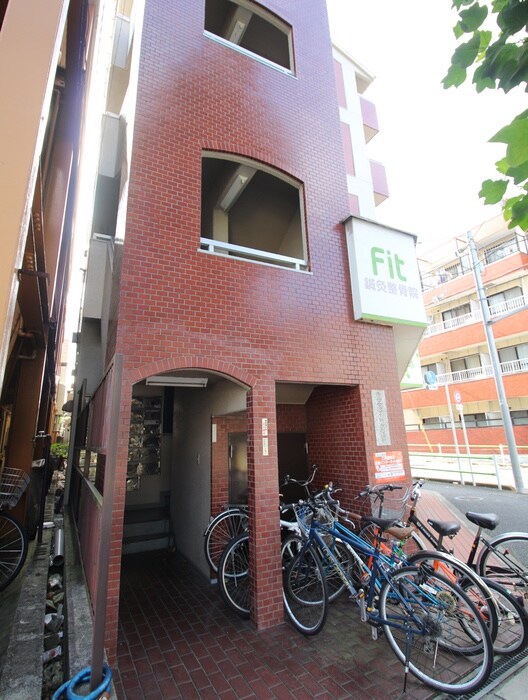 物件外観写真3　(駐輪場)