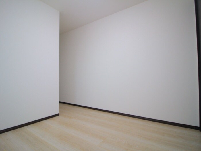 物件内観写真18　(居室)