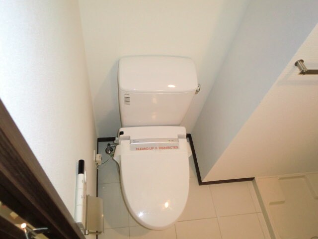 物件内観写真12　(トイレ)