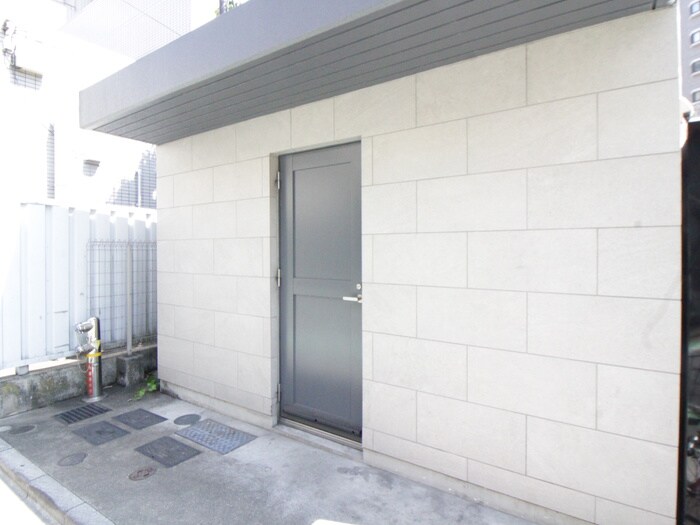 物件外観写真6　(建物設備)