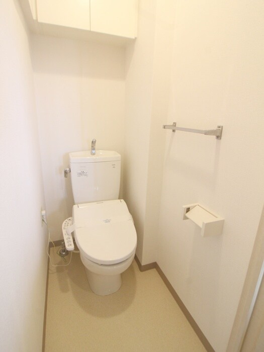 物件内観写真16　(トイレ)