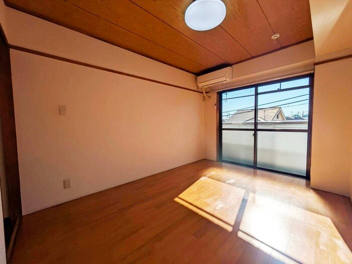 物件内観写真5　(居室)