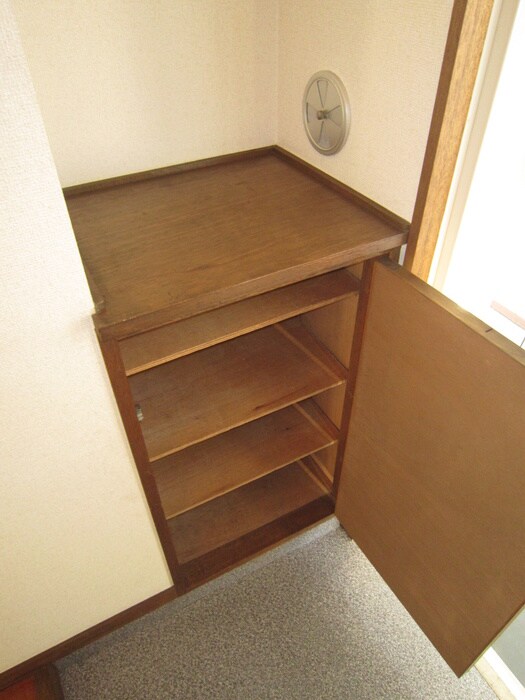 物件内観写真6　(靴箱)