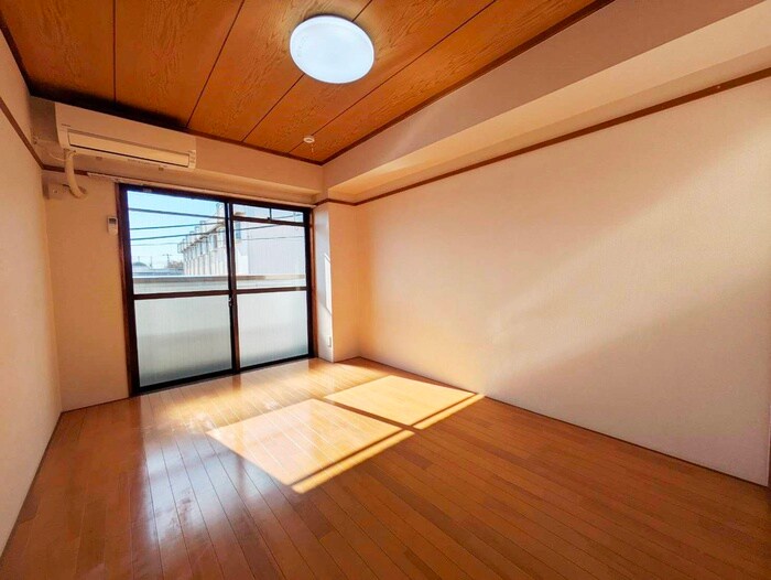 物件内観写真6　(居室)