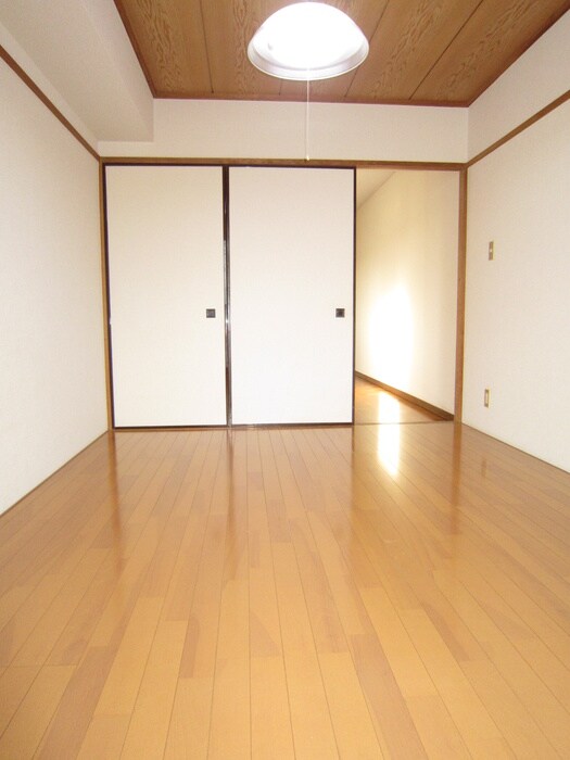 物件内観写真12　(居室)