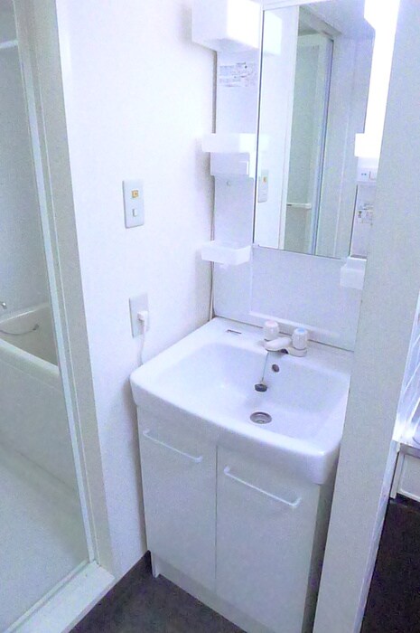 物件内観写真9　(洗面)