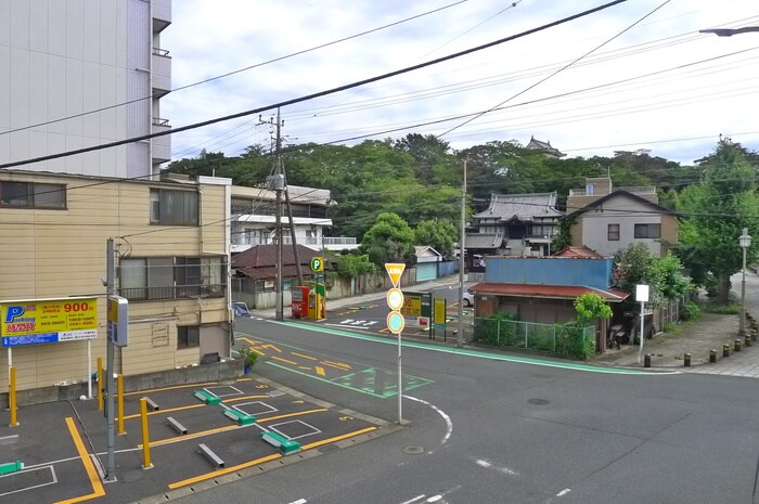 物件内観写真18　(室内からの展望)