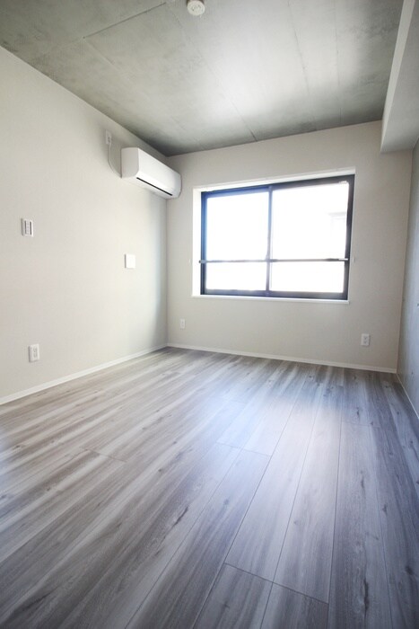 物件内観写真17　(廊下)