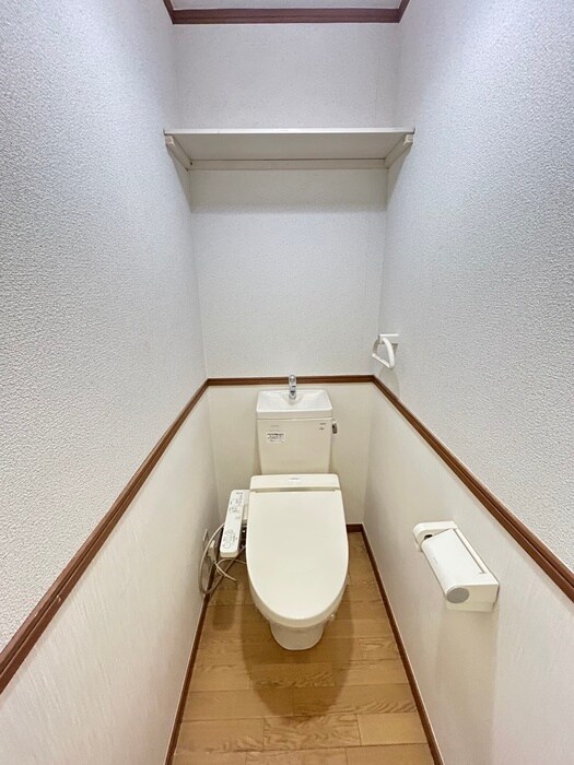 物件内観写真15　(トイレ)