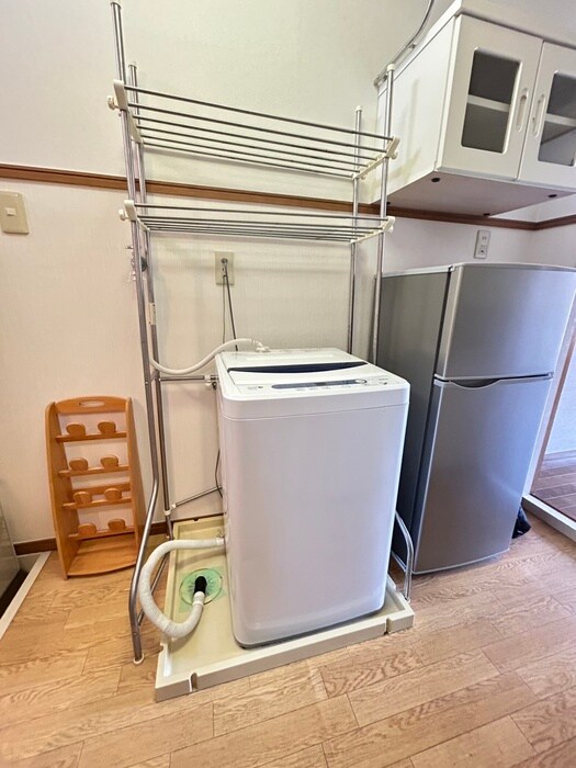 物件内観写真16　(洗濯機置場)