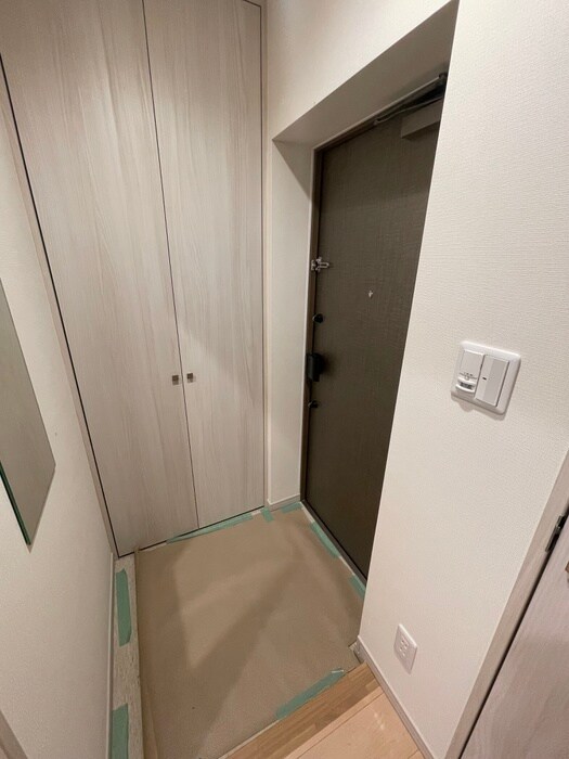 物件内観写真17　(玄関)